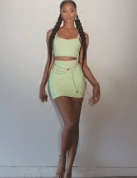 「いや、マジで一体スタイルどうなってんねんwww」 画像