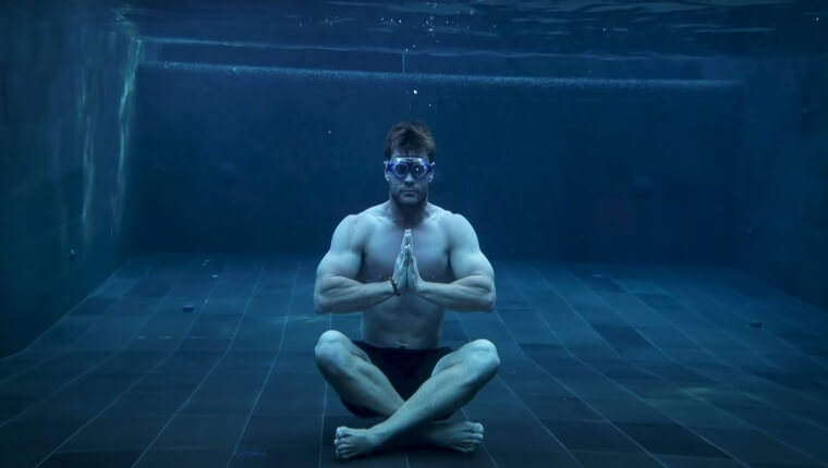 クンバハカのやり方と体勢 画像